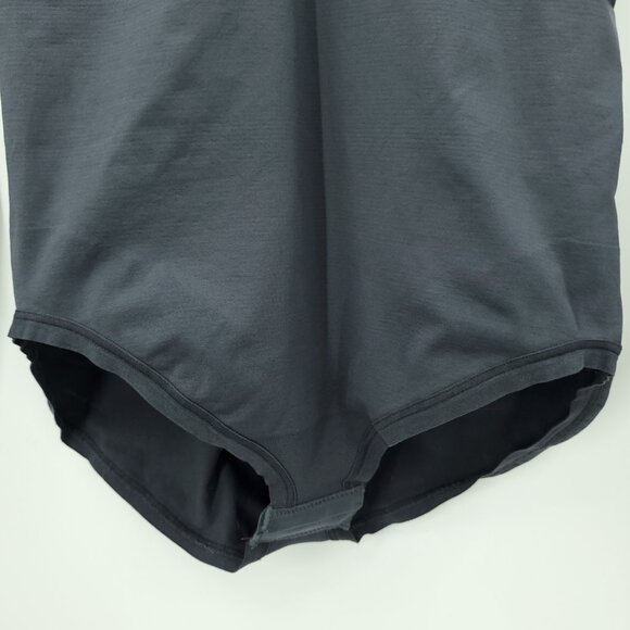 NWT SPANX Long Sleeve Bodysuit Scoop Neck FS6015 Sz L Steel Gray - Picture 7 of 16